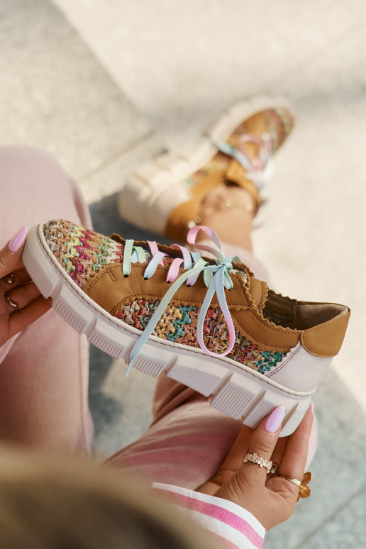 Femenino Piel zapatos Tiene queciejka 05850-29 Colores diferentes Femenino Piel zapatos Tiene queciejka 05850-29 Colores diferentes