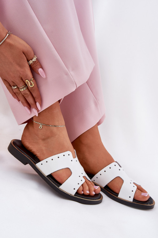 Zazoo 40326 con efecto barniz Femenino Zapatillas Con recortes decorativos el color blanco Zazoo 40326 con efecto barniz Femenino Zapatillas Con recortes decorativos el color blanco