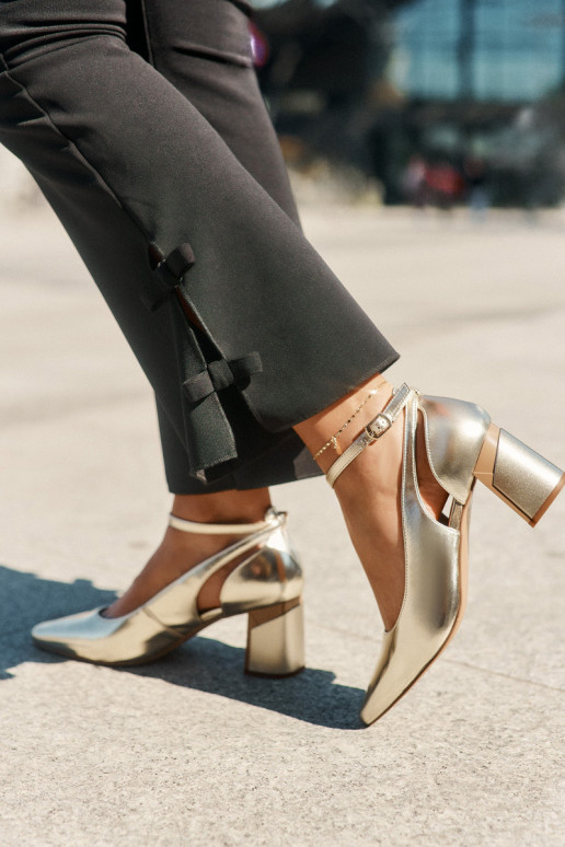 Piel Zapatos con tacones Tiene queciejka K6816-25 color dorado Piel Zapatos con tacones Tiene queciejka K6816-25 color dorado