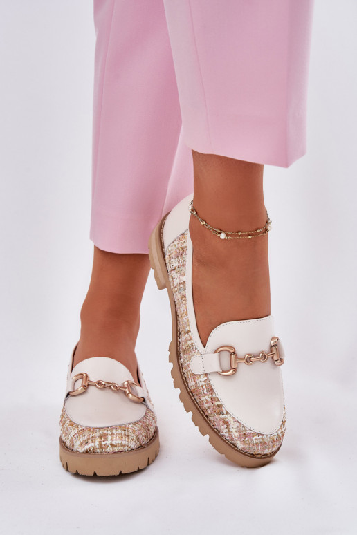 Piel mocasines de mujer Ze color doradom Detalem Laura Messi 2938 color marfil