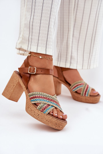 Sandalias marrones para mujer con tacones y tira trenzada Zazoo 40460 2