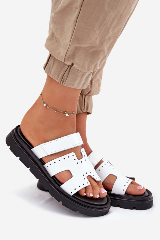 con efecto barniz zapatillas de mujerActivadoturalnej Skóry con una plataforma Zazoo 40440 el color blanco con efecto barniz zapatillas de mujerActivadoturalnej Skóry con una plataforma Zazoo 40440 el color blanco