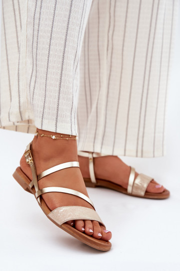 Sandalias de mujer Femenino con tacones anchos Tiene queciejka 06966-25 color dorado 2