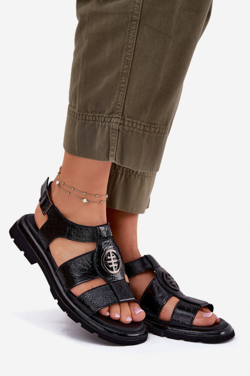 Sandalias de mujer Femenino con efecto barniz Con decoraciones Detalem Artiker 56C0691 de color negro Sandalias de mujer Femenino con efecto barniz Con decoraciones Detalem Artiker 56C0691 de color negro