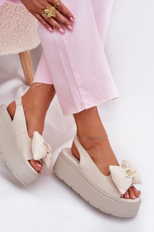 Sandalias de mujer Femenino con una plataforma con cintas CheBello 4641 beige Sandalias de mujer Femenino con una plataforma con cintas CheBello 4641 beige