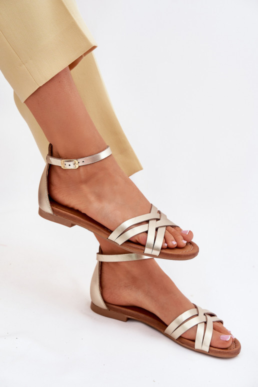 Sandalias de mujer Femenino con tacones anchos Tiene queciejka 07029-25 color dorado Sandalias de mujer Femenino con tacones anchos Tiene queciejka 07029-25 color dorado