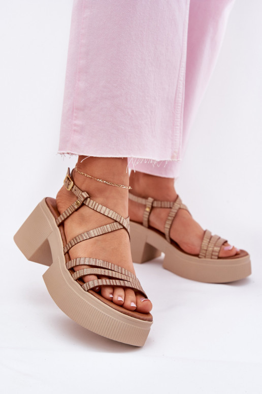 Sandalias de mujer Femenino Tiene queciejka 06990-25 color dorado Sandalias de mujer Femenino Tiene queciejka 06990-25 color dorado