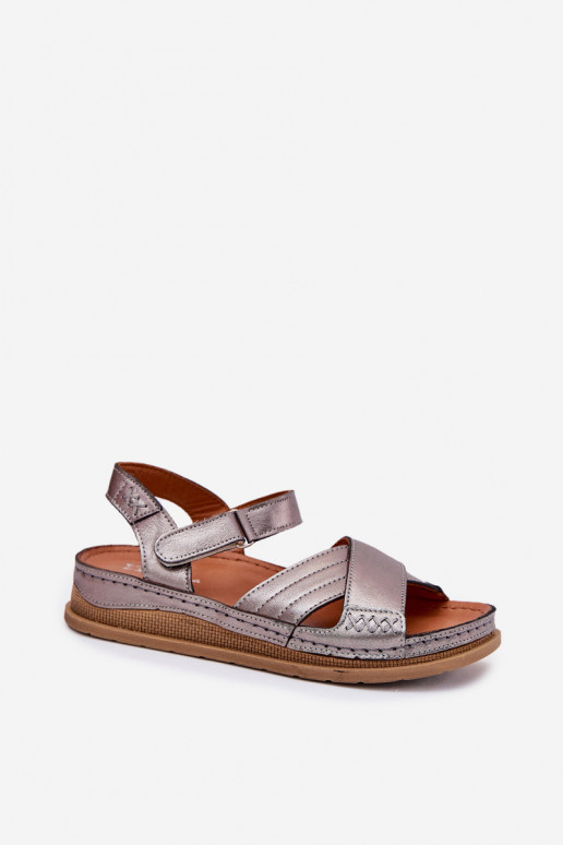 Sandalias de mujer Femenino con una plataforma Tiene queciejka L7064-35 color gris Sandalias de mujer Femenino con una plataforma Tiene queciejka L7064-35 color gris