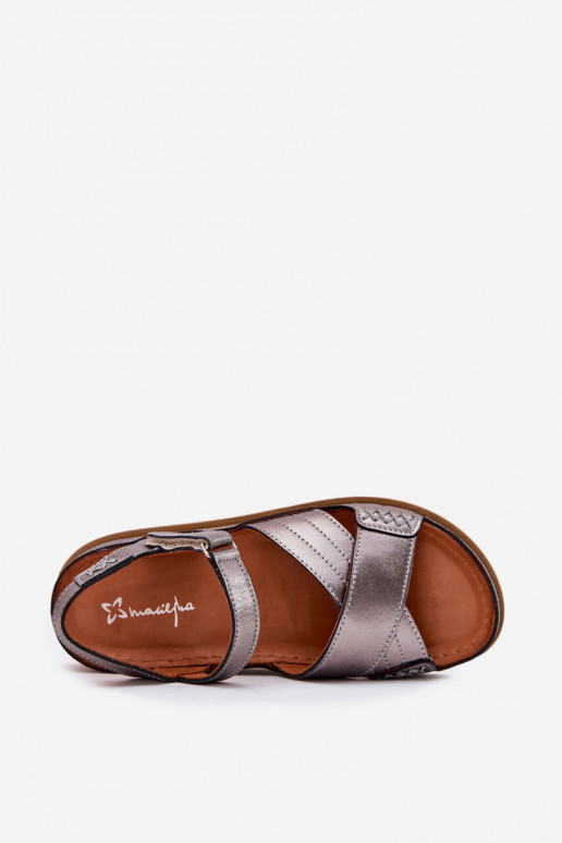 Sandalias de mujer Femenino con una plataforma Tiene queciejka L7064-35 color gris Sandalias de mujer Femenino con una plataforma Tiene queciejka L7064-35 color gris