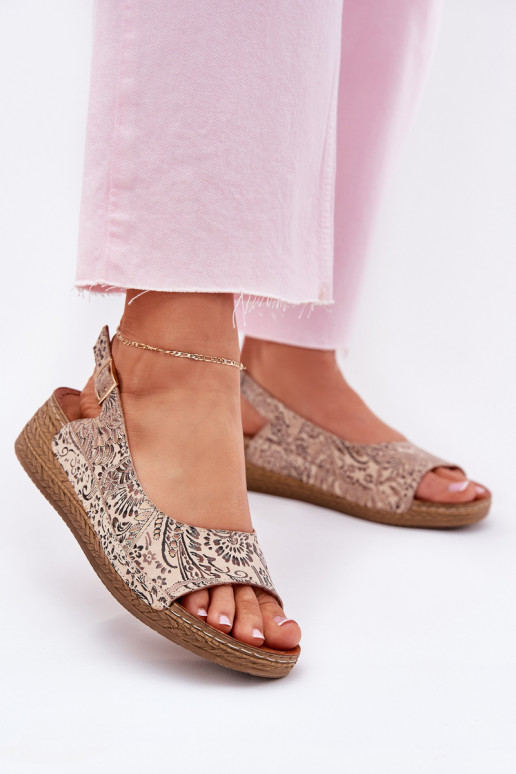 Sandalias de mujer Femenino en una cuña Tiene queciejka L7069-04 beige Sandalias de mujer Femenino en una cuña Tiene queciejka L7069-04 beige