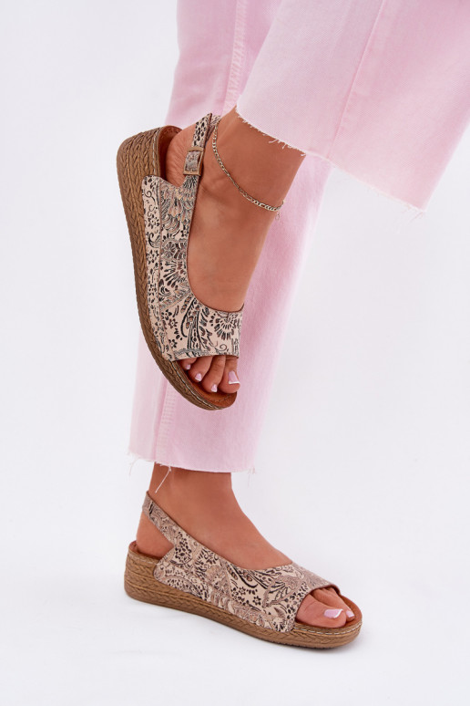 Sandalias de mujer Femenino en una cuña Tiene queciejka L7069-04 beige Sandalias de mujer Femenino en una cuña Tiene queciejka L7069-04 beige