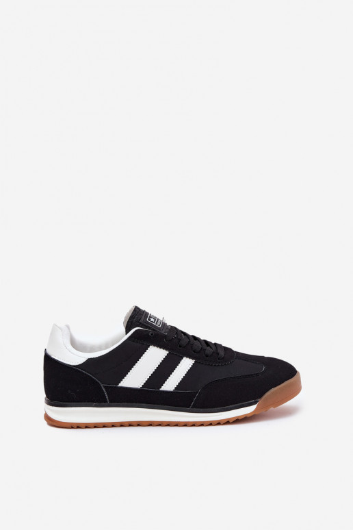 zapatillas Zapatillas modelo zapatos. Tiene quesculino de color negro Sivara