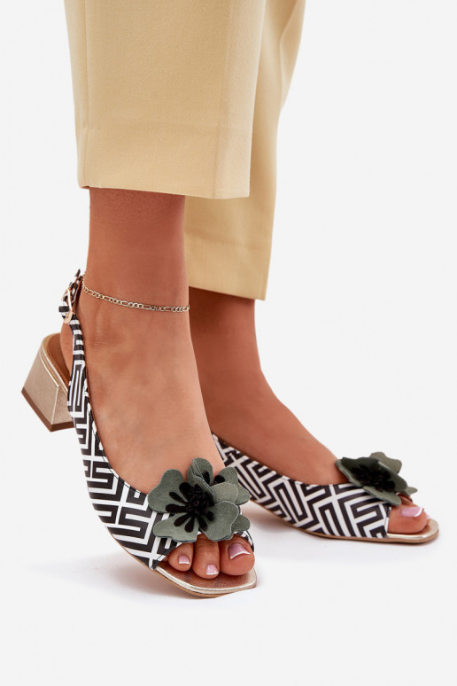 Sandalias de mujer Femenino reloj Con decoraciones Una flor Laura Messi 2973 Blanco-de color negro Sandalias de mujer Femenino reloj Con decoraciones Una flor Laura Messi 2973 Blanco-de color negro