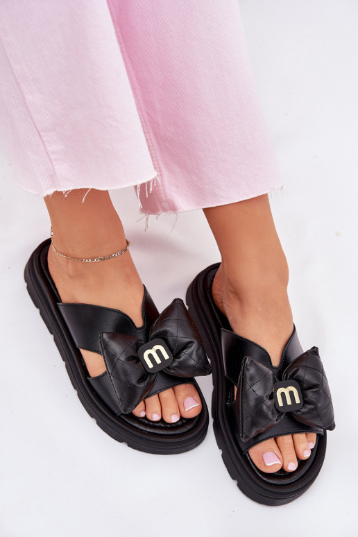 Zapatillas de cuero Femenino con una plataforma con cintas CheBello 4647 de color negro Zapatillas de cuero Femenino con una plataforma con cintas CheBello 4647 de color negro