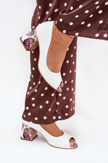 Zapatos de piel con tacones decorados Lejskis Shoes 2608/K color blanco