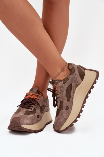 Piel Zapatillas modelo zapatos. con una plataforma Femenino Big Star SS274627 HI-POLY SYSTEM beige