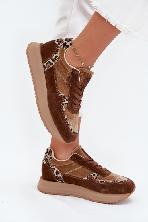 de gamuza Zapatillas modelo zapatos. Femenino Big Star OO274A313 HI-POLY SYSTEM color marrón con estampados de piel de leopardo