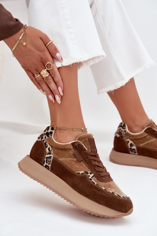 de gamuza Zapatillas modelo zapatos. Femenino Big Star OO274A313 HI-POLY SYSTEM color marrón con estampados de piel de leopardo