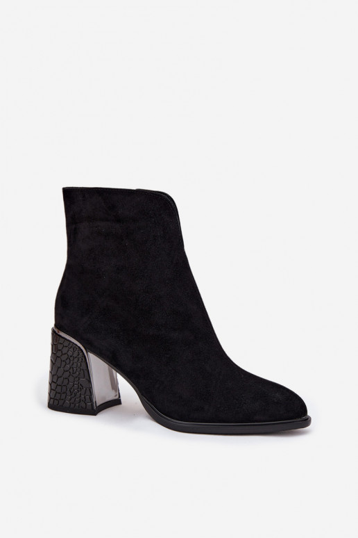 de gamuza Botas de mujer con una huella calentamiento Vinceza 66801 de color negro de gamuza Botas de mujer con una huella calentamiento Vinceza 66801 de color negro