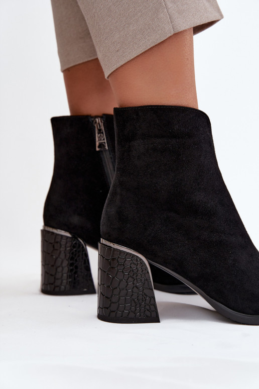 de gamuza Botas de mujer con una huella calentamiento Vinceza 66801 de color negro de gamuza Botas de mujer con una huella calentamiento Vinceza 66801 de color negro