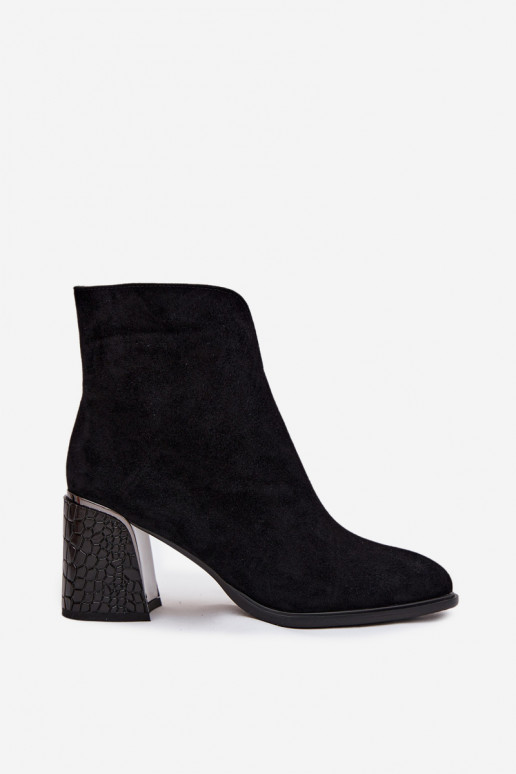 de gamuza Botas de mujer con una huella calentamiento Vinceza 66801 de color negro de gamuza Botas de mujer con una huella calentamiento Vinceza 66801 de color negro