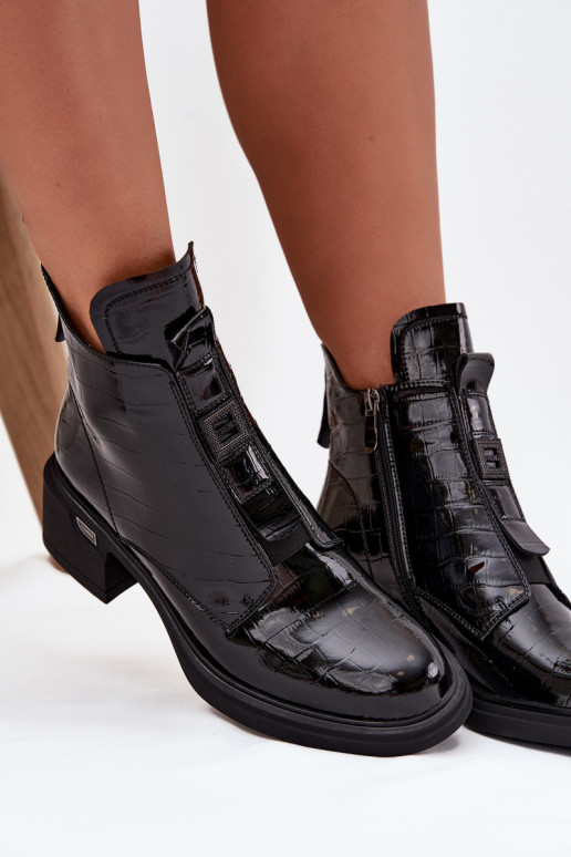 con efecto barniz Piel Botas de mujer con una huella reloj de color negro Lorenza