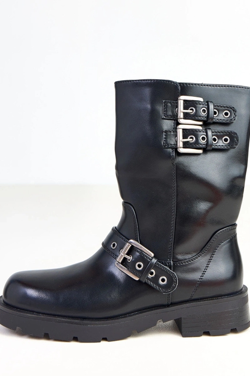 Botines negros con plataforma y... Botines negros con plataforma y...