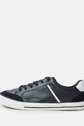Zapatillas deportivas negras para hombre con detalles blancos William 2