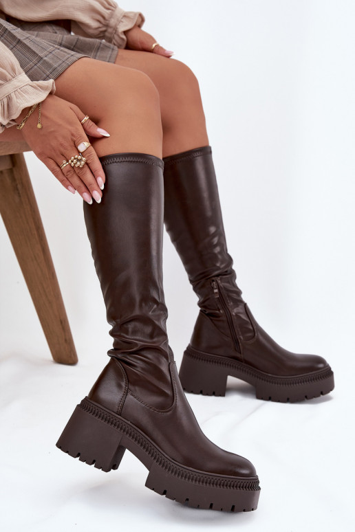 Botas altas de mujer con tacones gruesos y plataforma de modelo tipo zueco color marrón Florinne