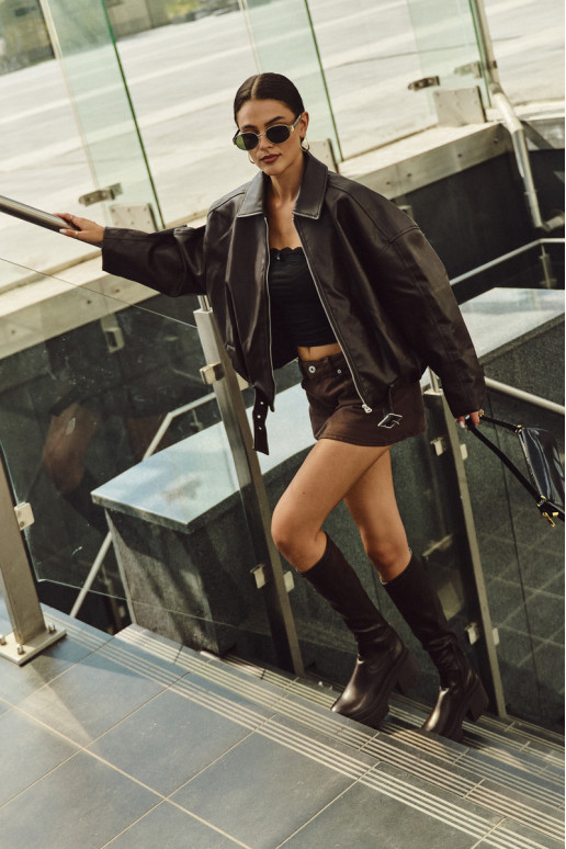 Botas altas de mujer con tacones gruesos y plataforma de modelo tipo zueco color marrón Florinne