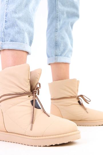 Botas de nieve para mujer color arena con cordón decorativo "Temira"