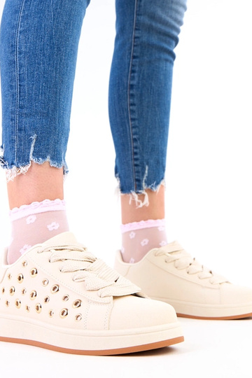 Zapatillas deportivas color arena con plataforma y tachuelas Adelis 2