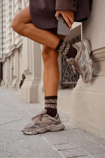 Medias Femenino DAa Punteado Tiras color marrón