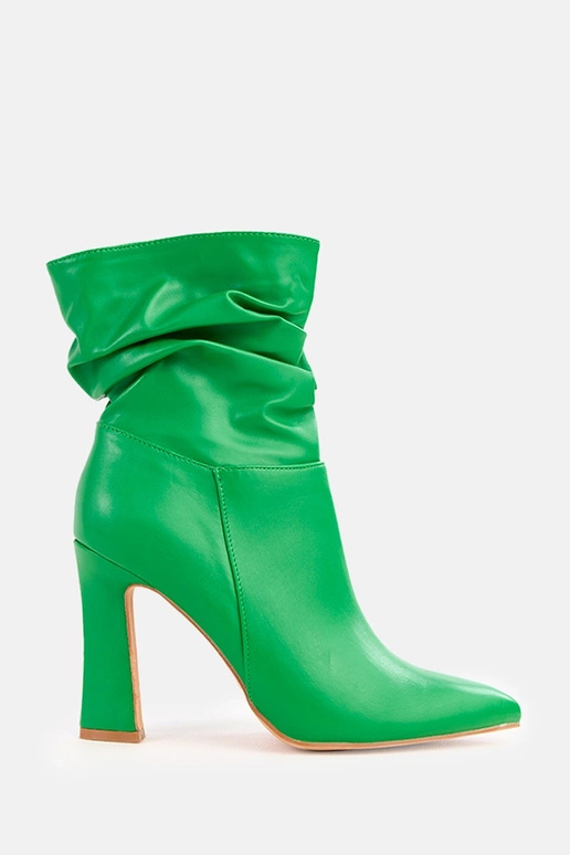 Botines verdes con tacones gruesos y...