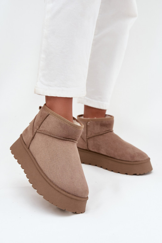 Botas de nieve Femenino con una plataforma beige Celyra Botas de nieve Femenino con una plataforma beige Celyra