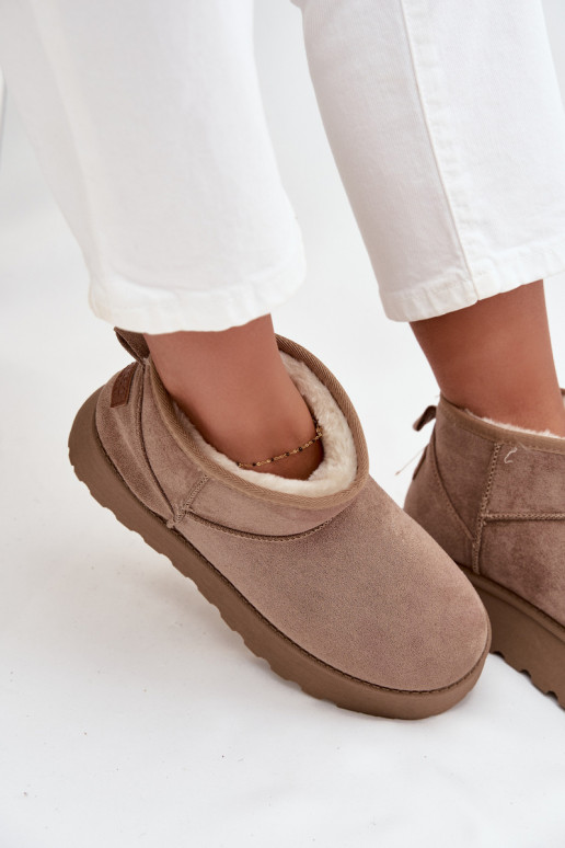 Botas de nieve Femenino con una plataforma beige Celyra Botas de nieve Femenino con una plataforma beige Celyra