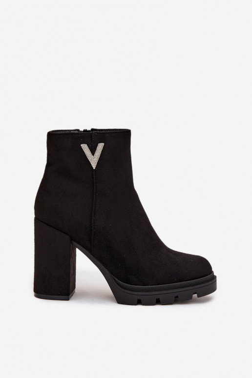 Botas de mujer calentamiento con tacones Con decoraciones Detalem de color negro Briella Botas de mujer calentamiento con tacones Con decoraciones Detalem de color negro Briella