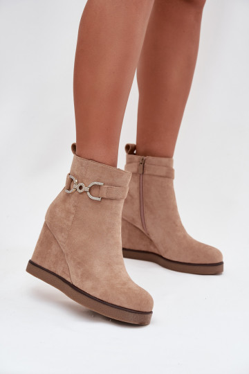 Botas de mujer en una cuña Con decoraciones Detalem beige Tiene querivana