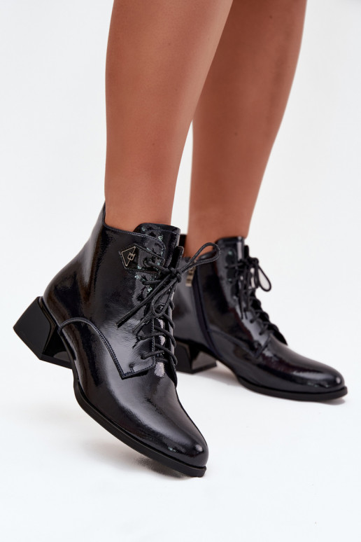 Piel con efecto barniz Botas de mujer reloj Artiker 57C1117 de color negro Piel con efecto barniz Botas de mujer reloj Artiker 57C1117 de color negro