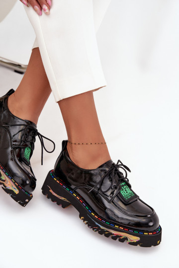 con efecto barniz Piel zapatos Femenino Artiker 57C0172 de color negro