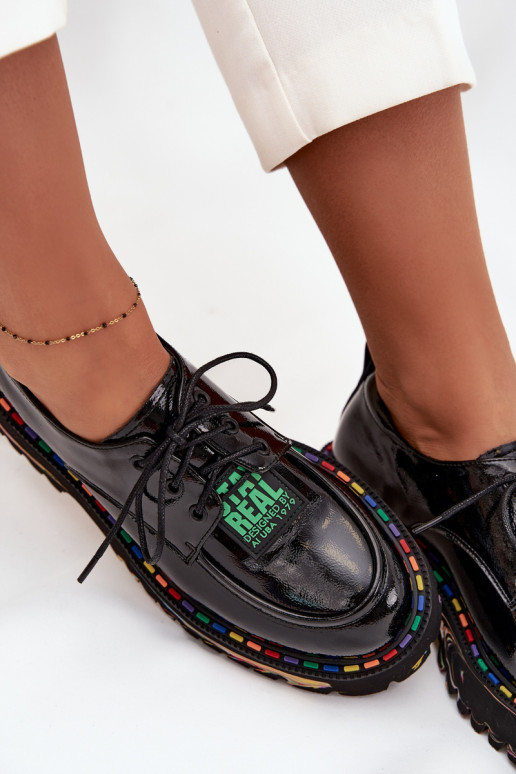 con efecto barniz Piel zapatos Femenino Artiker 57C0172 de color negro