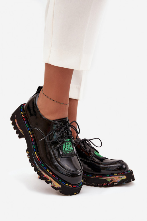 con efecto barniz Piel zapatos Femenino Artiker 57C0172 de color negro