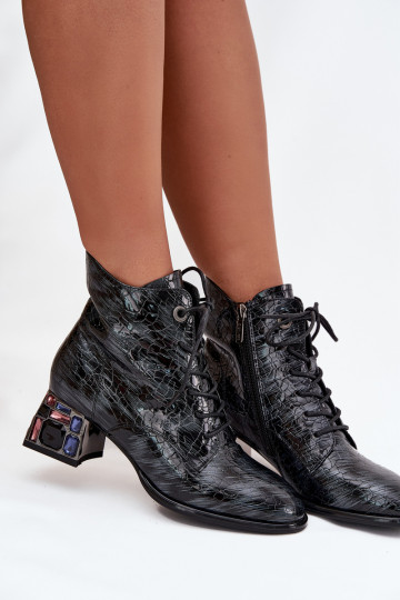 con efecto barniz Botas de mujerActivadoturalnej Skóry con tacones con ojos brillantes Artiker 57C0132 color gris
