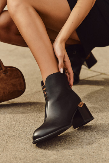 Botines de piel para mujer, Vinceza 66811, color negro