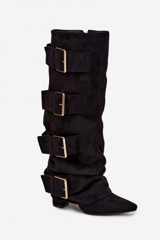 Botas altas de mujer con tacones, punta cosida y hebillas doradas de eco ante color negro Is Botas altas de mujer con tacones, punta cosida y hebillas doradas de eco ante color negro Is