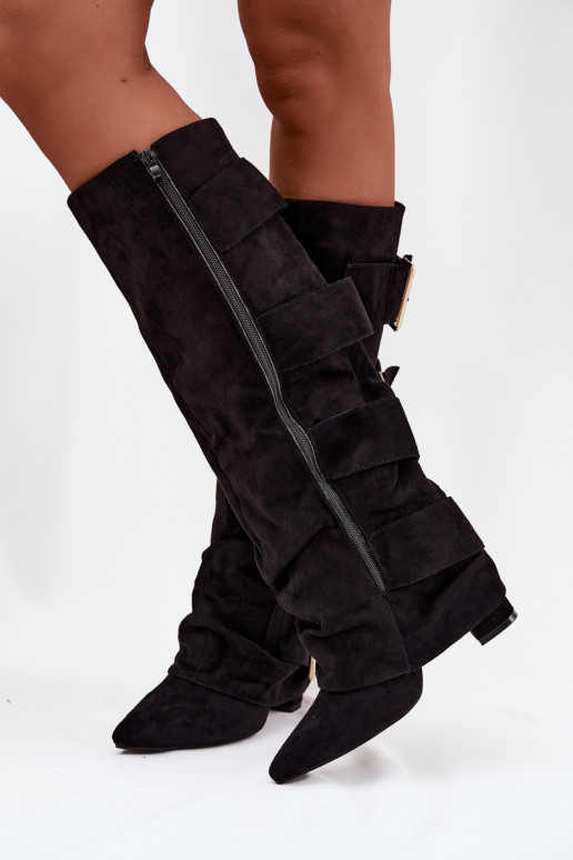Botas altas de mujer con tacones, punta cosida y hebillas doradas de eco ante color negro Is Botas altas de mujer con tacones, punta cosida y hebillas doradas de eco ante color negro Is
