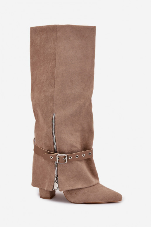 Botas altas de mujer de modelo tipo zueco con tacones decorados color arena Jolivine