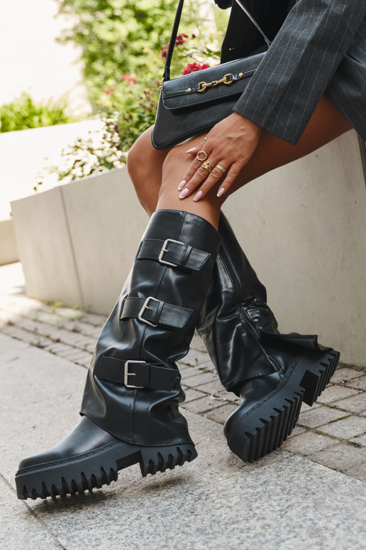 Botas altas acolchadas para mujer con hebillas plateadas color negro "Isavine"