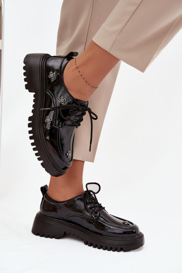 con efecto barniz Piel zapatos FemeninoPrzypinkami Artiker 57C0333 de color negro