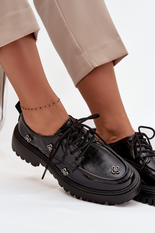 con efecto barniz Piel zapatos FemeninoPrzypinkami Artiker 57C0333 de color negro